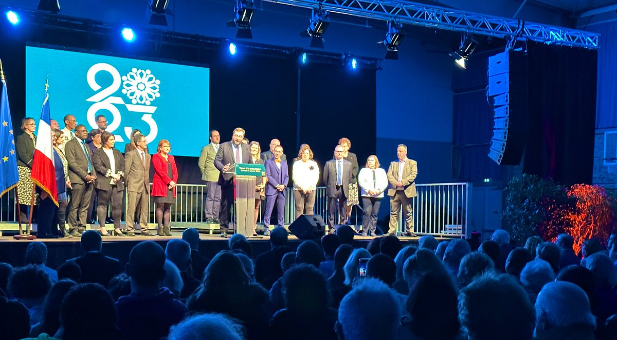 Présent aux côtés de centaines de saviniens à la première cérémonie des vœux d’<a href="/alexisteillet/">Alexis Teillet</a> et de son équipe municipale, très motivés pour faire de 2023 une année d‘opportunités nouvelles et ambitieuses pour <a href="/Savigny_Off_91/">Savigny-sur-Orge</a>