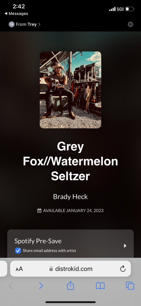 brady_heck's tweet photo. Ohhh lawd, here come the new tunes https://t.co/f2dhZZfTH1