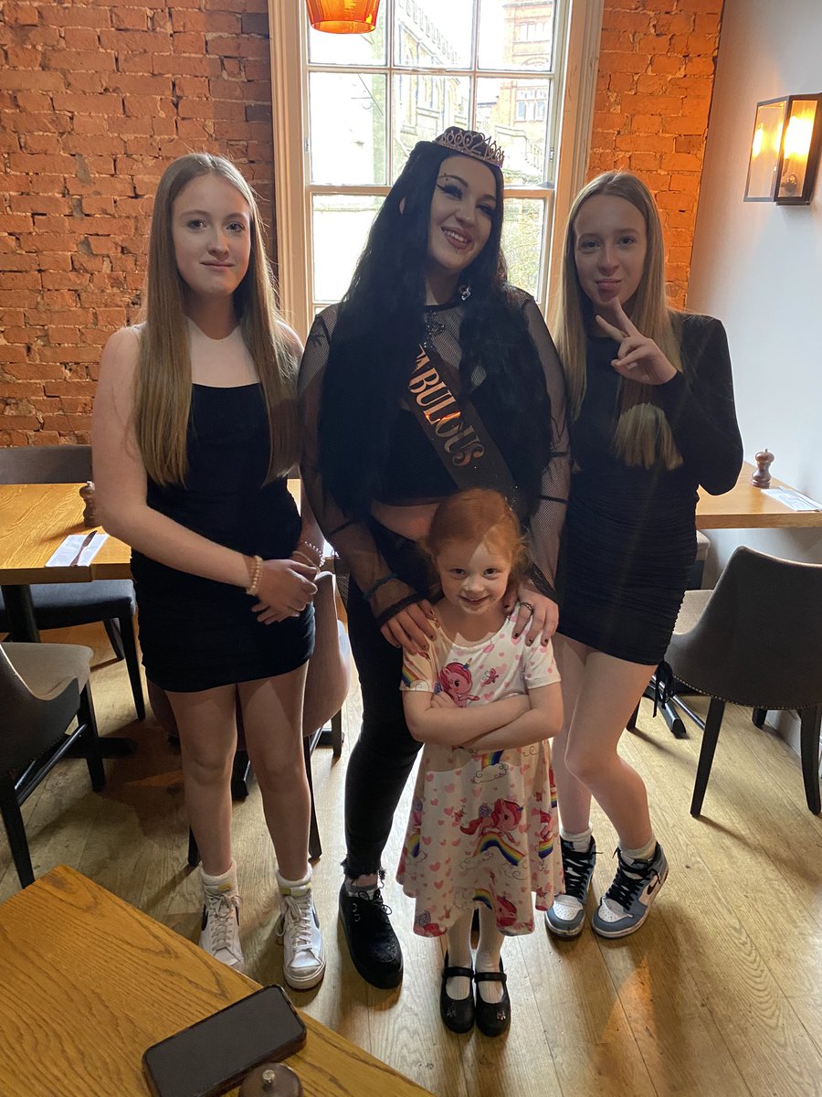 Charlotte Brecknock tweet media