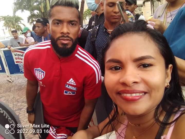 Una con unos de los tiburones ⚽
