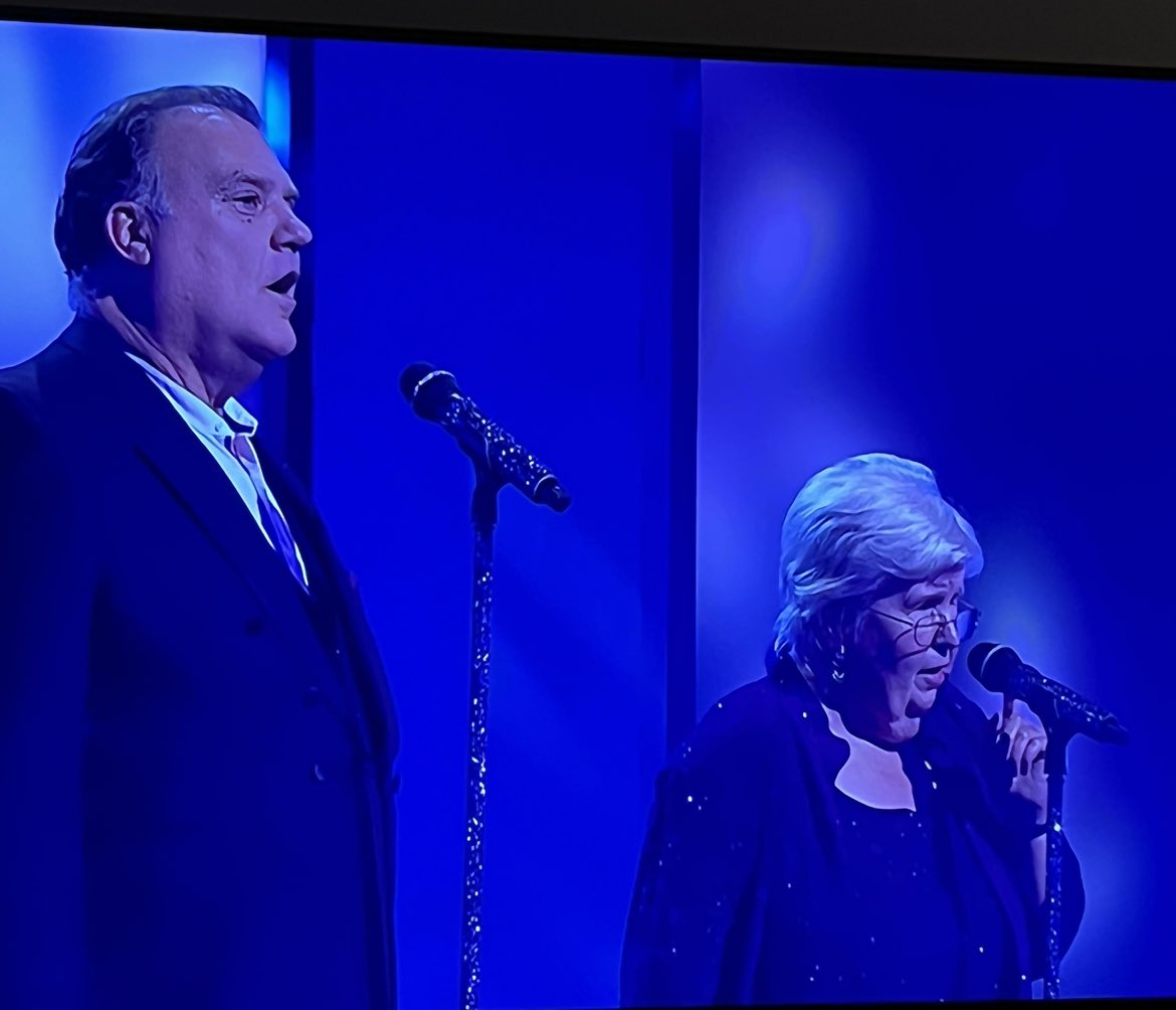 debski7's tweet photo. Sobbing @McInTweet @Bryn_Terfel absolutely beautiful performance! Go Anne! ♥️ https://t.co/wCAUGS7N1L