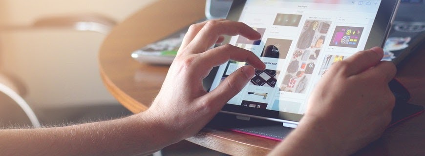 ✨Email marketing makes it possible for your business to reach a global audience in a cost-effective manner. However, a poorly-planned email marketing campaign may drive customers away and end up becoming expensive.

#ecommerce #MarketingStrategy #Audiences #EmailMarketing