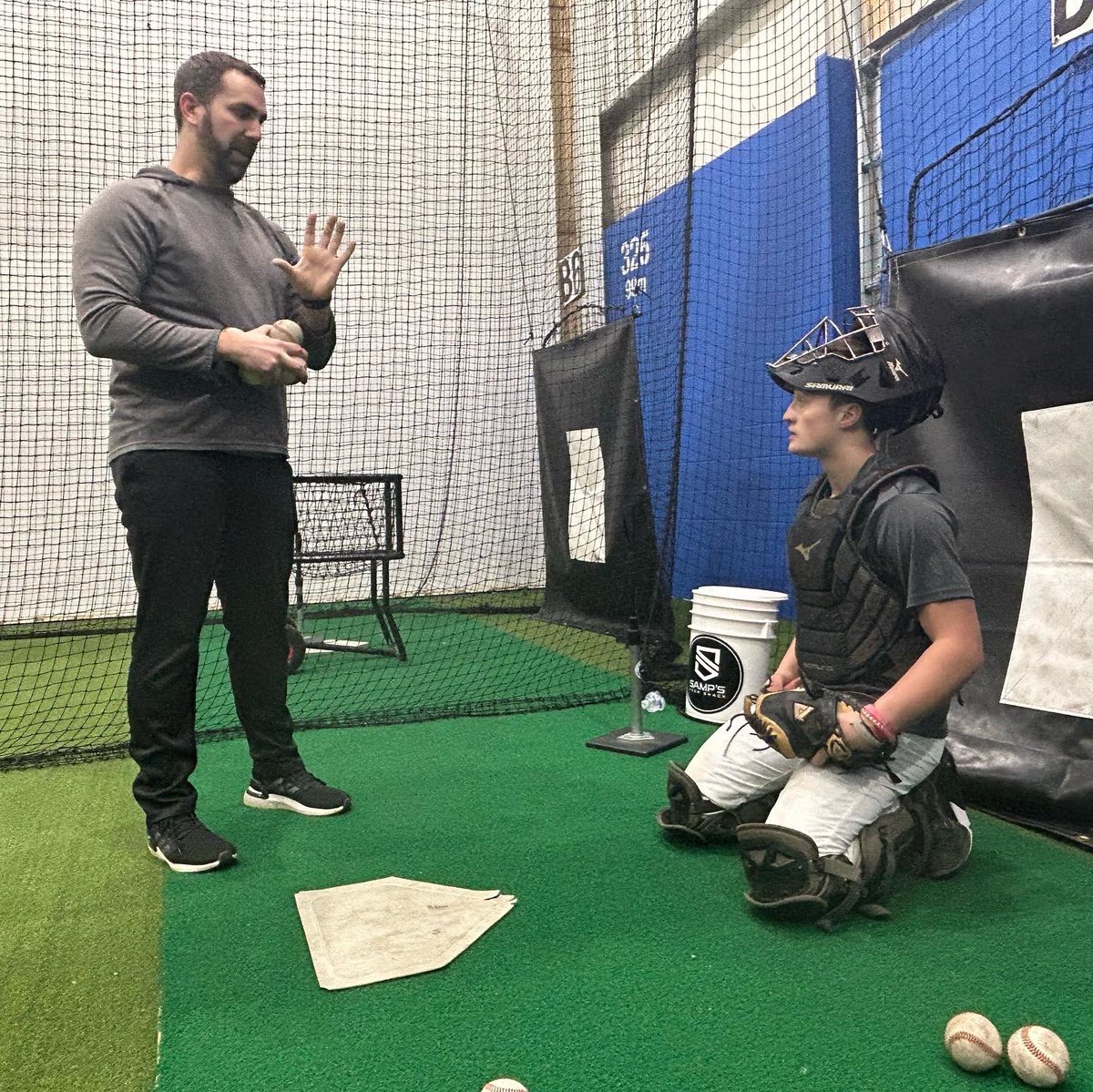 SampsHackShack's tweet image. Coach Pascoe is in the building working with our #shackletes! 

#BaseballTraining #BaseballLessons #SoftballTraining #SoftballLessons #HittingCoach #PitchingCoach