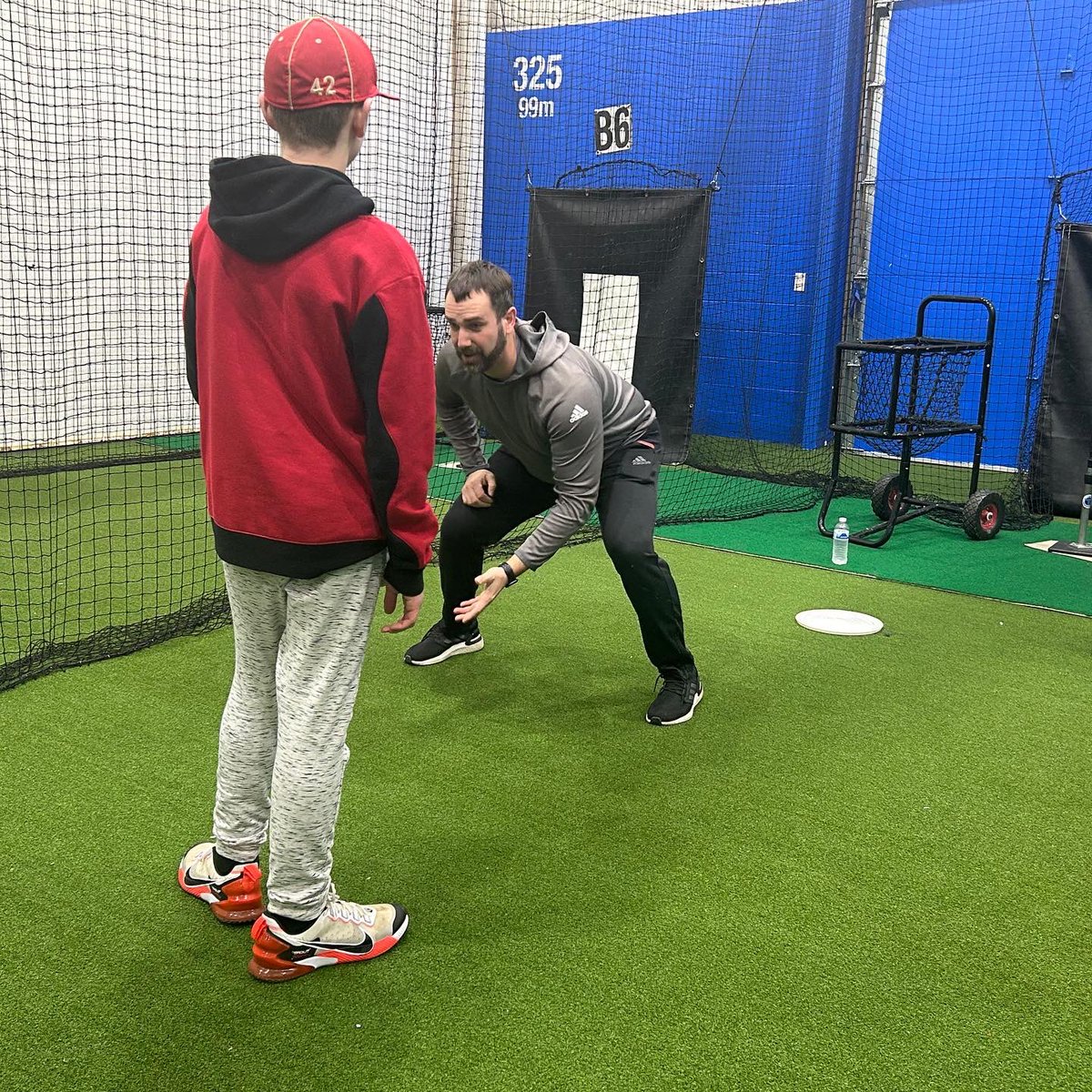 SampsHackShack's tweet image. Coach Pascoe is in the building working with our #shackletes! 

#BaseballTraining #BaseballLessons #SoftballTraining #SoftballLessons #HittingCoach #PitchingCoach