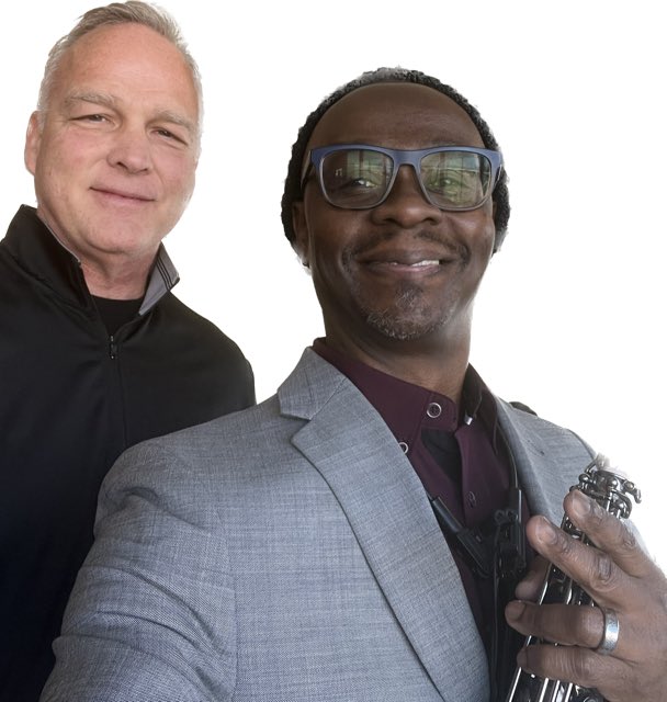 JasonBitten's tweet image. I'm in here with former Georgia Bulldogs Legend Coach @mark_richt!!

#georgiabulldogs #atlairport #soulsoothing #kindhearted #thankful #belight