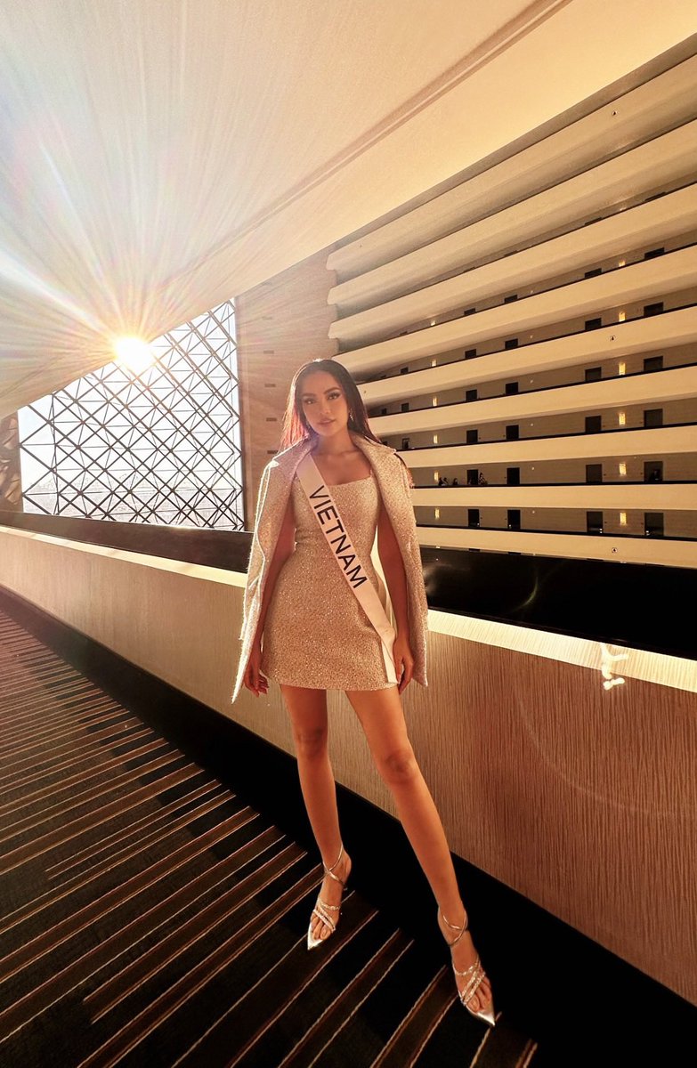 Ngoc_Chau0612's tweet photo. Are you ready #VIETNAM 🇻🇳

#MissUniverse #71STMISSUNIVERSE https://t.co/GkXo7aDUDT