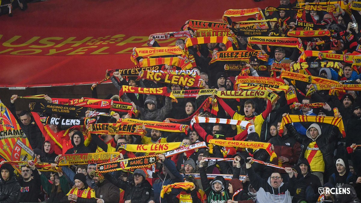 RCLens's tweet photo. 3⃣8⃣2⃣0⃣8⃣ cœurs qui battent... un nouveau record 🏟️

#AffluenceRecord #FierDEtreLensois #RCLAJA https://t.co/xZfSg5uely