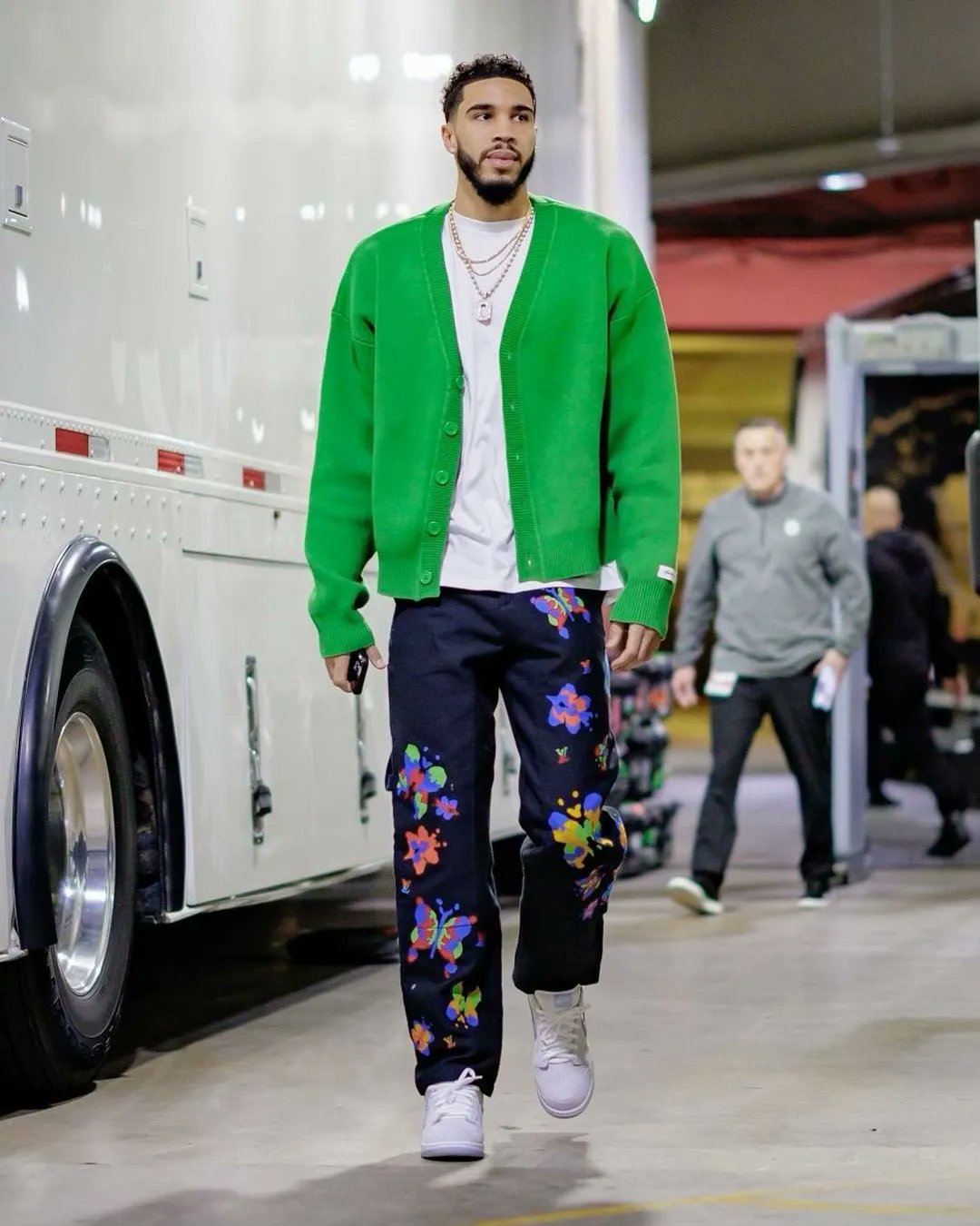 JustFreshKicks on Twitter "Jayson Tatum rocking the Nike SB Dunk Low