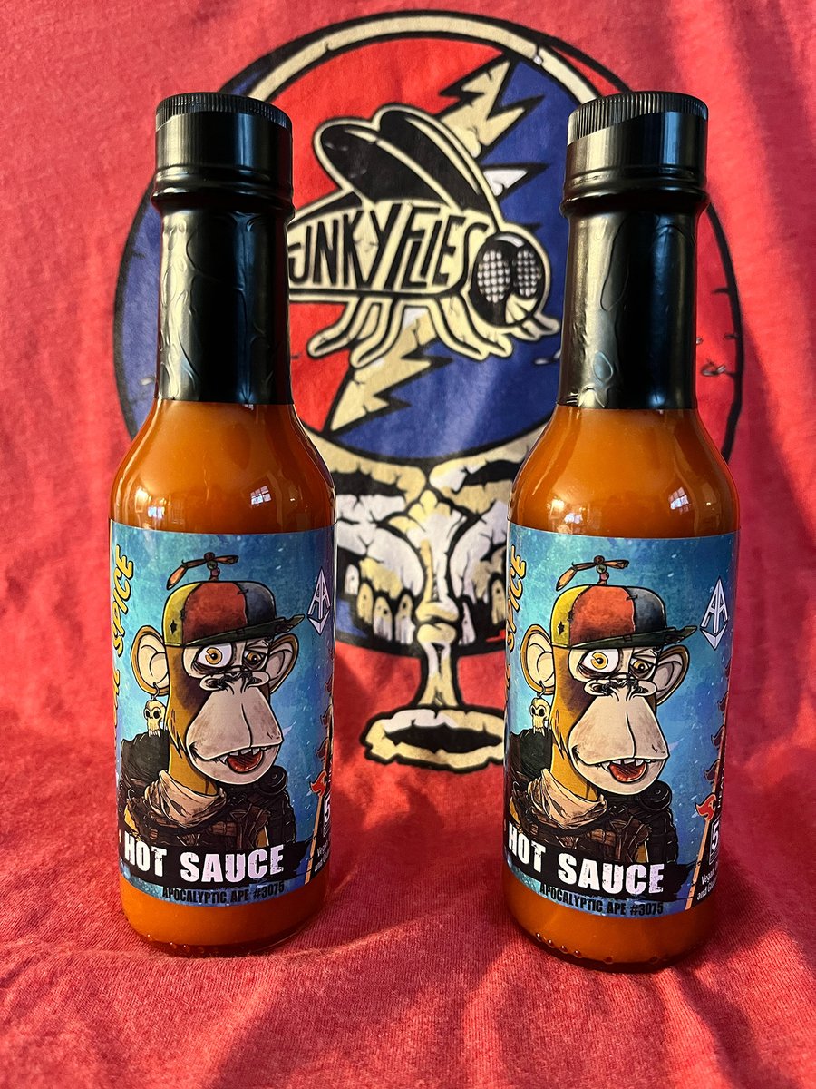funky_flies's tweet photo. Funky Flies had some sweet IRL items delivered today! A @GratefulDead inspired #funkyflies tee & some @apocalypticapes hot sauce using an #AAPE #spinnerhat #NFT from @gicevt π₯π₯π₯π₯π₯π₯ Looking sweet & cannot wait to taste it! @Fityeth nice work. @TheHaddy labels are pimp. #zzz https://t.co/GUwVnEg5oE