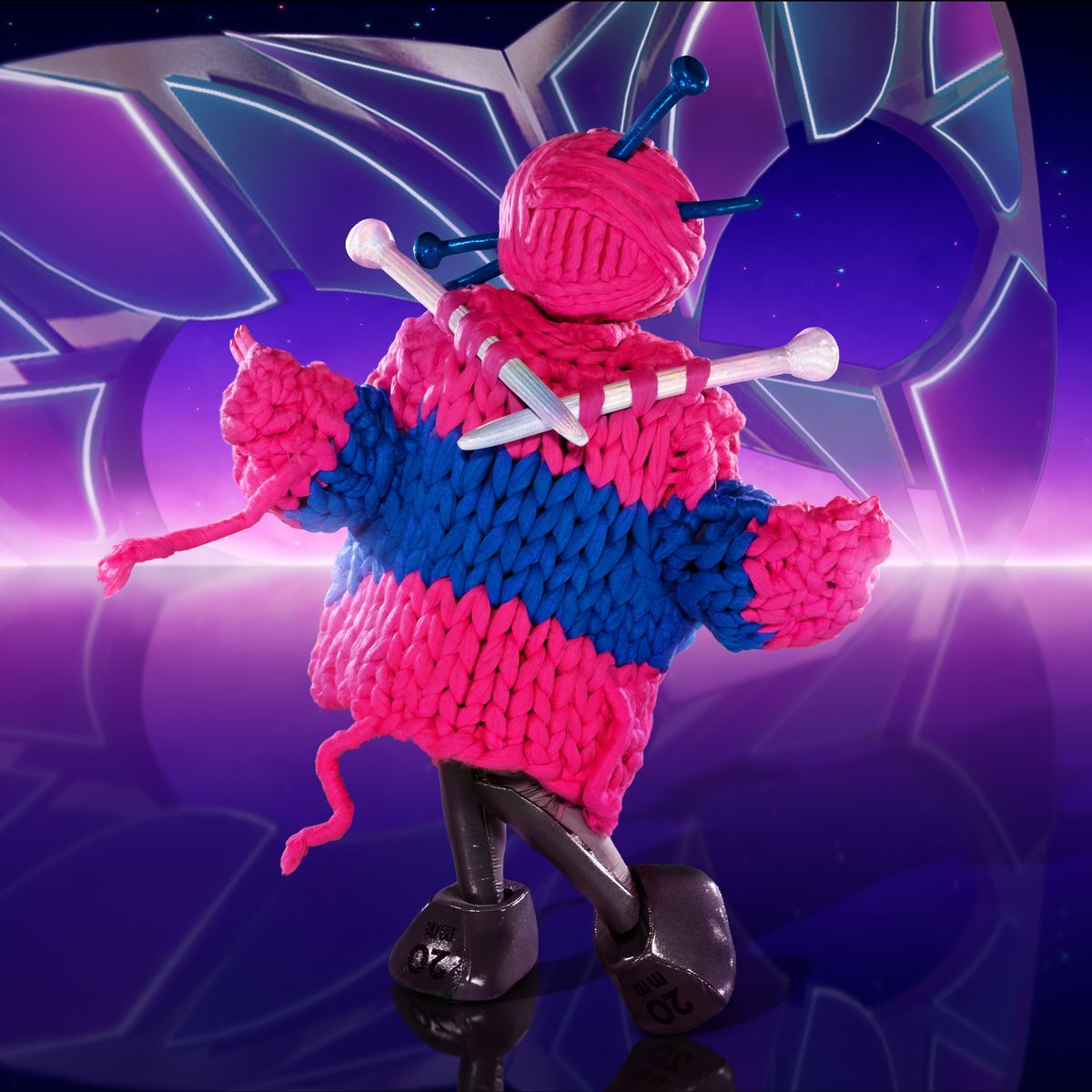 karlbooton's tweet photo. Knitting is Clair from Steps,
#TheMaskerSinger #MaskedSingerUK https://t.co/a67FXwYgU7