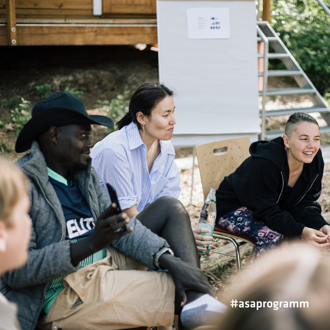 PlaceforAfrica1's tweet photo. Are you interested in opportunities for international exchange and cooperation? Do you want to take action for a sustainable development?
Apply now and start your international experience https://t.co/bdl2hDUdWH
@asaprogram @EngGlobal
#asaprogramm #engagementglobal https://t.co/Z9ZzGMgok6