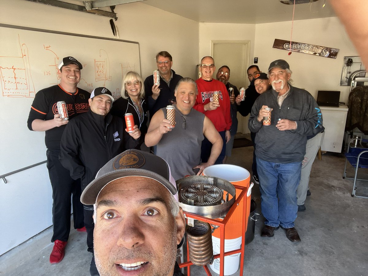 RT <a href="/SACerveceros/">SanAntonioCerveceros</a>: This amazing crew from <a href="/SACerveceros/">SanAntonioCerveceros</a> along with the owner of <a href="/KuenstlerBrew/">Künstler Brewing (and Pub)</a> (Vera) hung out with the OG today brewing a delicious Pilsner. Thank you for the beer donations <a href="/KuenstlerBrew/">Künstler Brewing (and Pub)</a>. Cheers