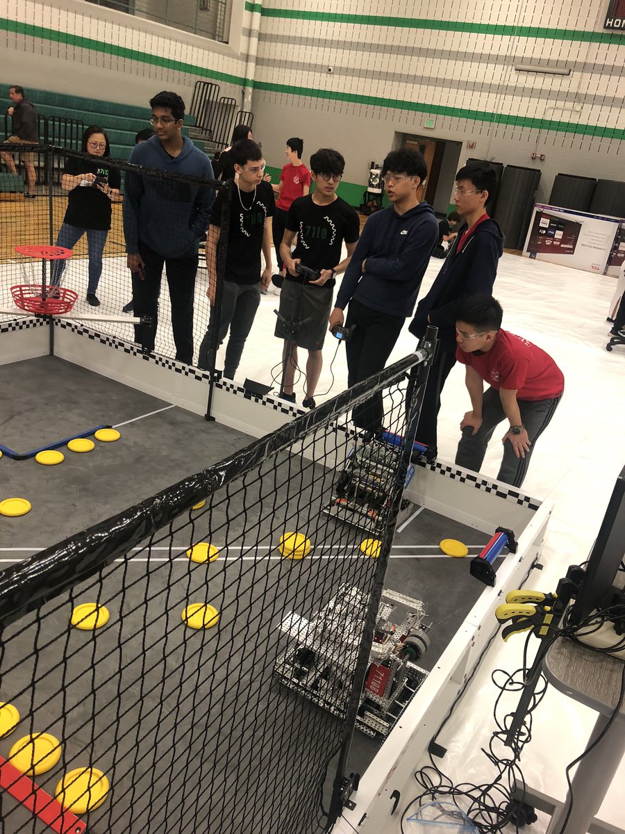 DragonsCTE's tweet photo. Robotics action @CarrollHigh today #CarrollCTE https://t.co/b1P2hklcS8