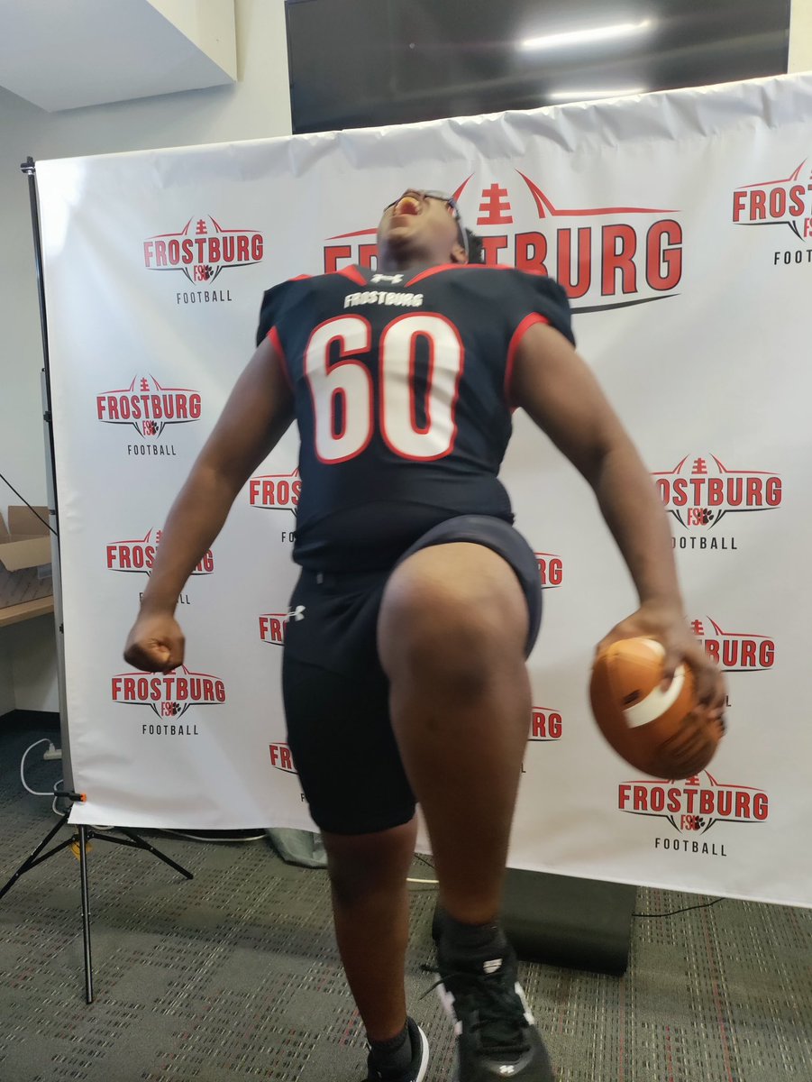 AmangPierre's tweet photo. After a great visit at FrostBurg University. Proud to announce I have received a scholarship offer‼️ @CoachSterner13 @FSUCoachMiller @CoachBrown62 #NOCBOY🧪✅ https://t.co/hiJfXj6kUL