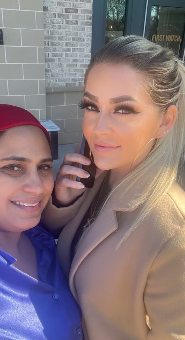 ATLPRISONWIFE's tweet image. Brunch with a couple fantastic advocates early this week. I can’t wait to work with everyone!