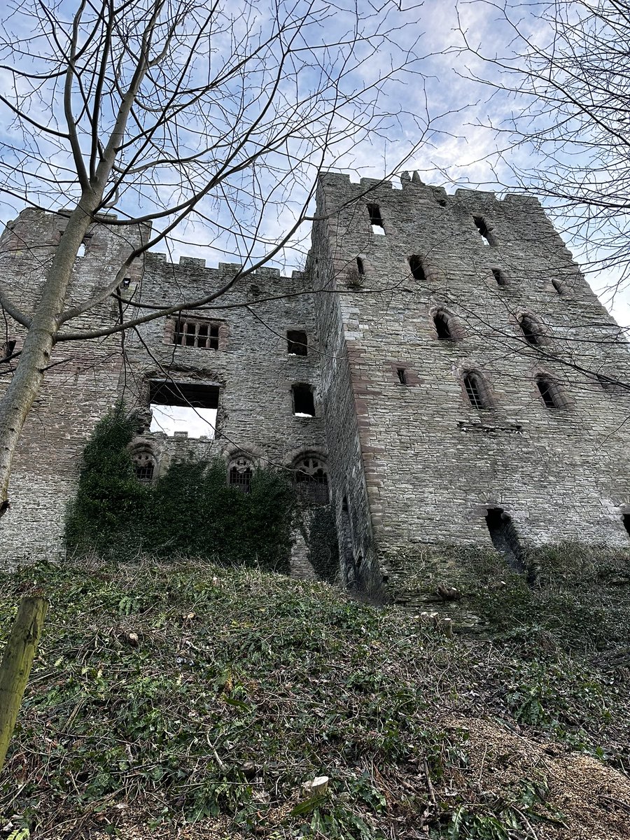 @ggshropshire ‘Let loose in Ludlow’ today planning for our 13+ Thinking Day event! #ggshropshire