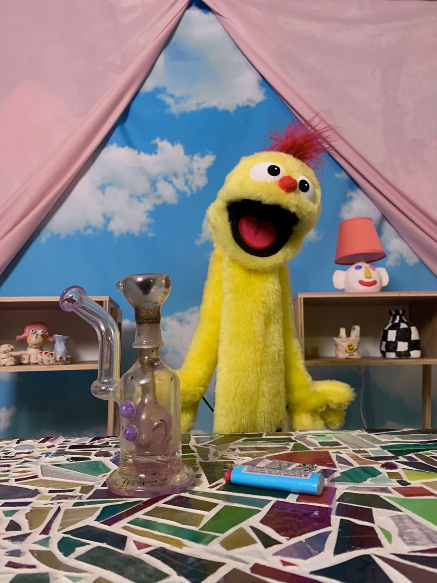 estelle allen tweet media