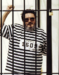 KututoDemocrata's tweet photo. @VLADIMIR_CERRON Allí con tu maestro y guía. Mismo gesto. El Karma se encargará de tí tarde o temprano, como lo hizo con tu maestro. https://t.co/TpypPDx8wB