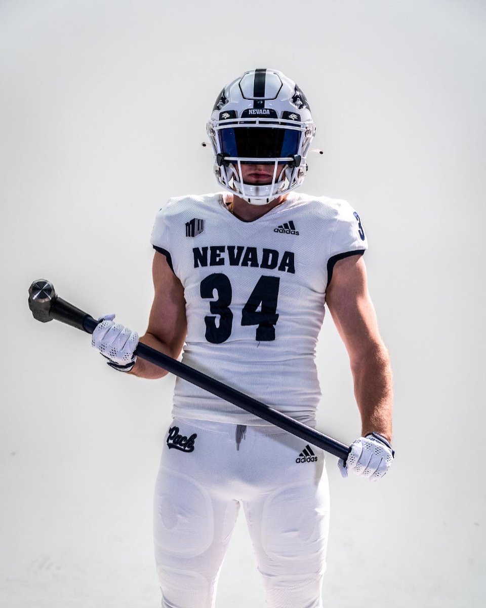 McclureMalcolm's tweet photo. Nevadatude 🐺 @McClureNevadaFB @Angus_McClure @CoachKWils @CoachMikeBethea https://t.co/gsmP70tCDP