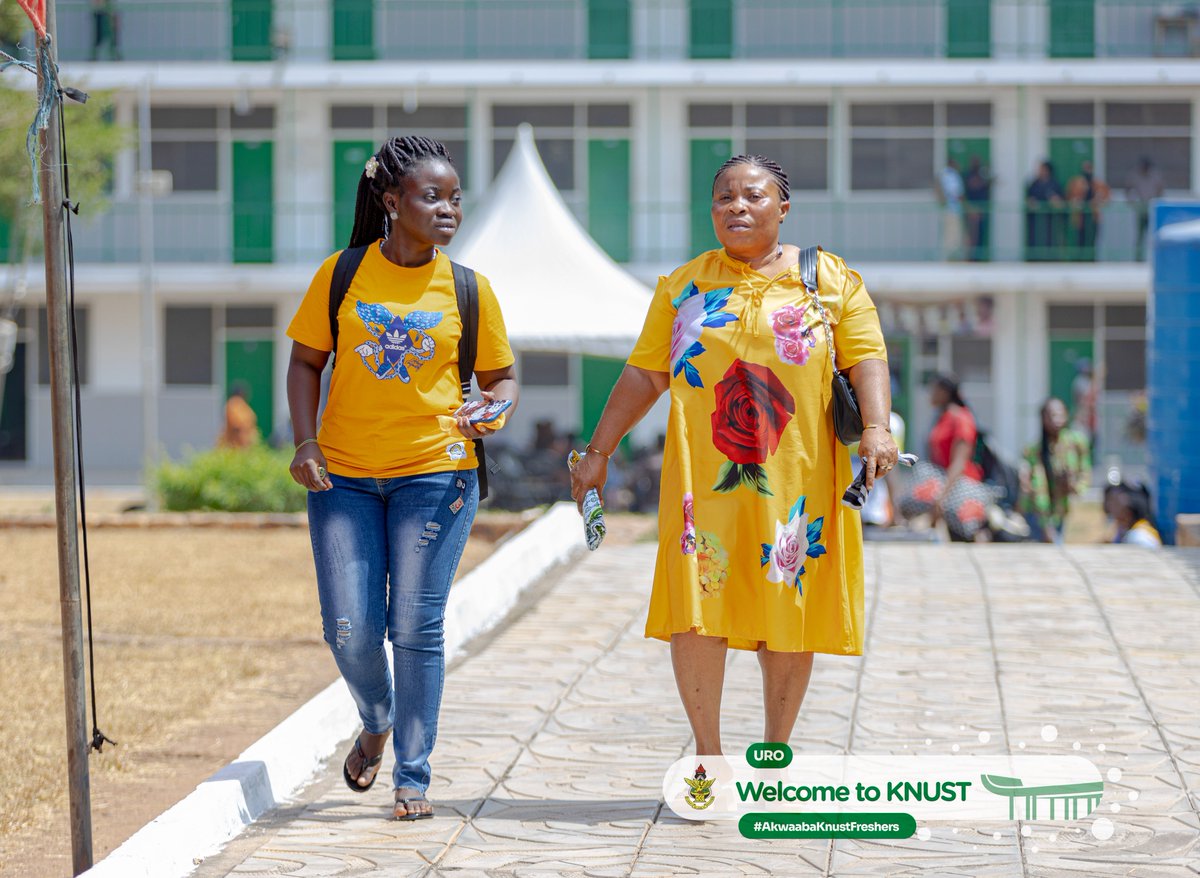 KNUSTGH's tweet photo. The joy of seeing your ward arrive at KNUST campus.
#AkwaabaKnustFreshers https://t.co/0nqjbPT1CS