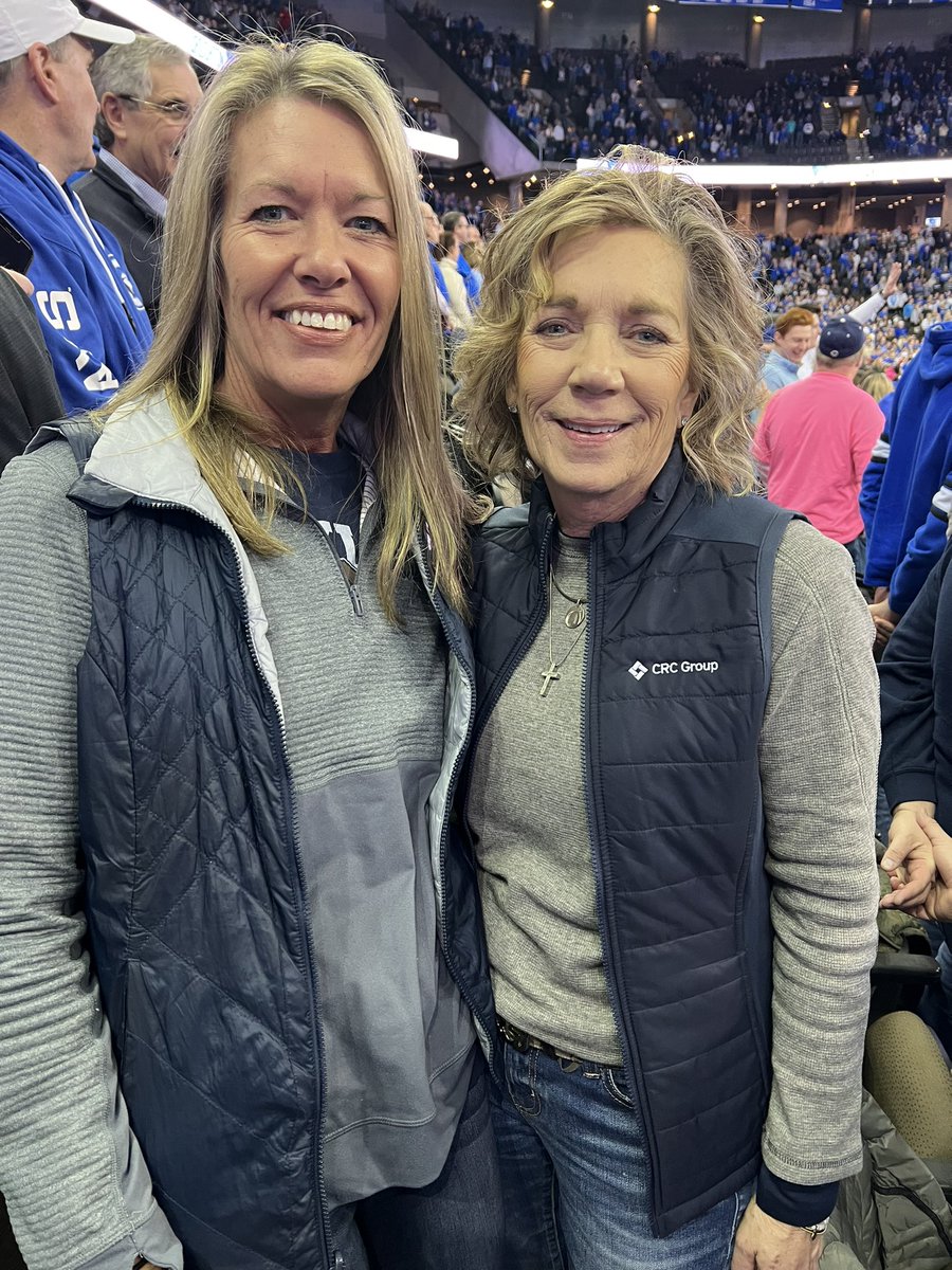Twinning means winning! Go Jays!! #Gojays