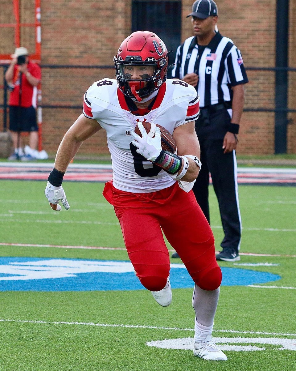 bboakley8's tweet image. 🚨May ‘23 Grad Transfer O-ATH🚨
⁃Captain
⁃William V Campbell Trophy Semifinalist 
⁃4.5 40 yd dash
⁃3x Academic All-Conference 
⁃3.9 GPA 
⁃39 career games 
❗️Link to full film: youtu.be/8upGJ_vA6xw ❗️