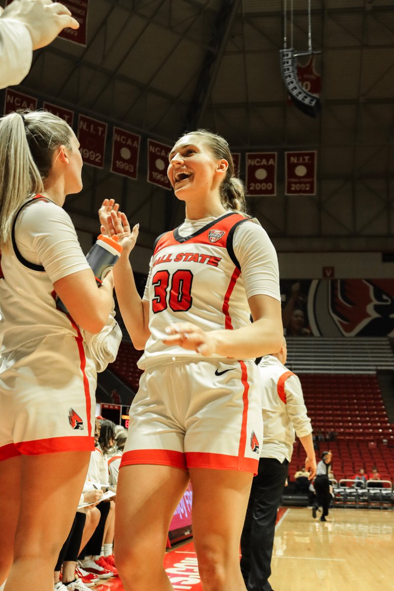 BallStateWBB's tweet photo. welcome to the 1k point club #30 ♥️
#chirpchirp https://t.co/Wl9ZAIfrr5