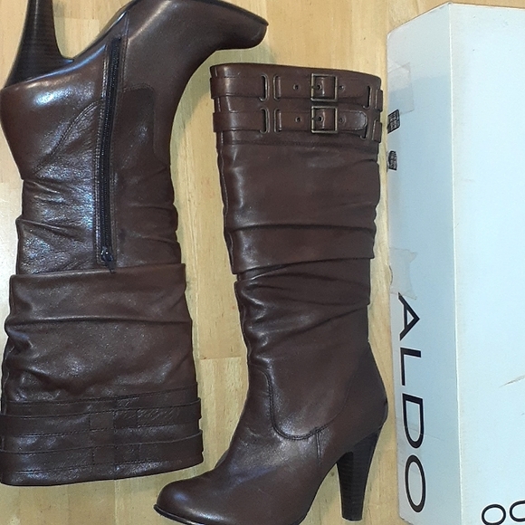 OLee85's tweet photo. So good I had to share! Check out all the items I'm loving on @Poshmarkapp #poshmark #fashion #style #shopmycloset #aldo #guess #stevemadden: https://t.co/wmoauSbChl https://t.co/h39H0DlHHx