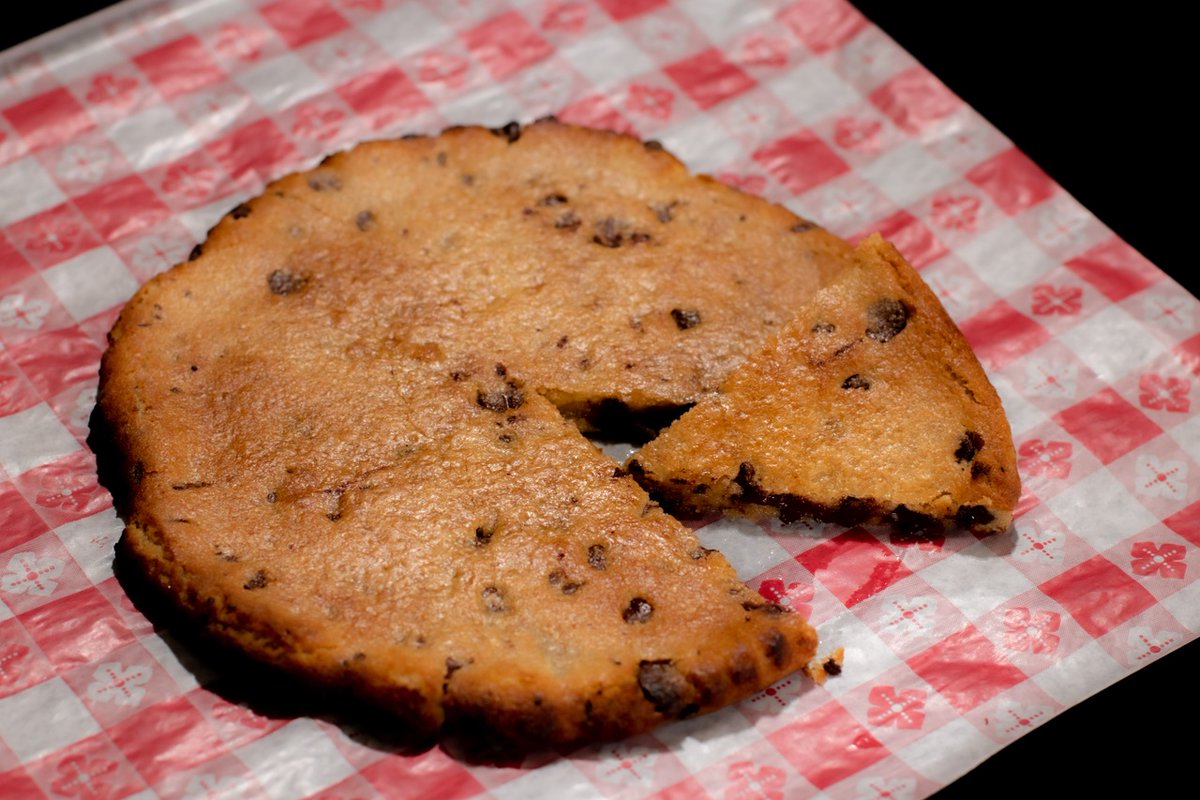 We always leave room for dessert! 🍪 How about you? #MakeItSnappy #SnappyTomato