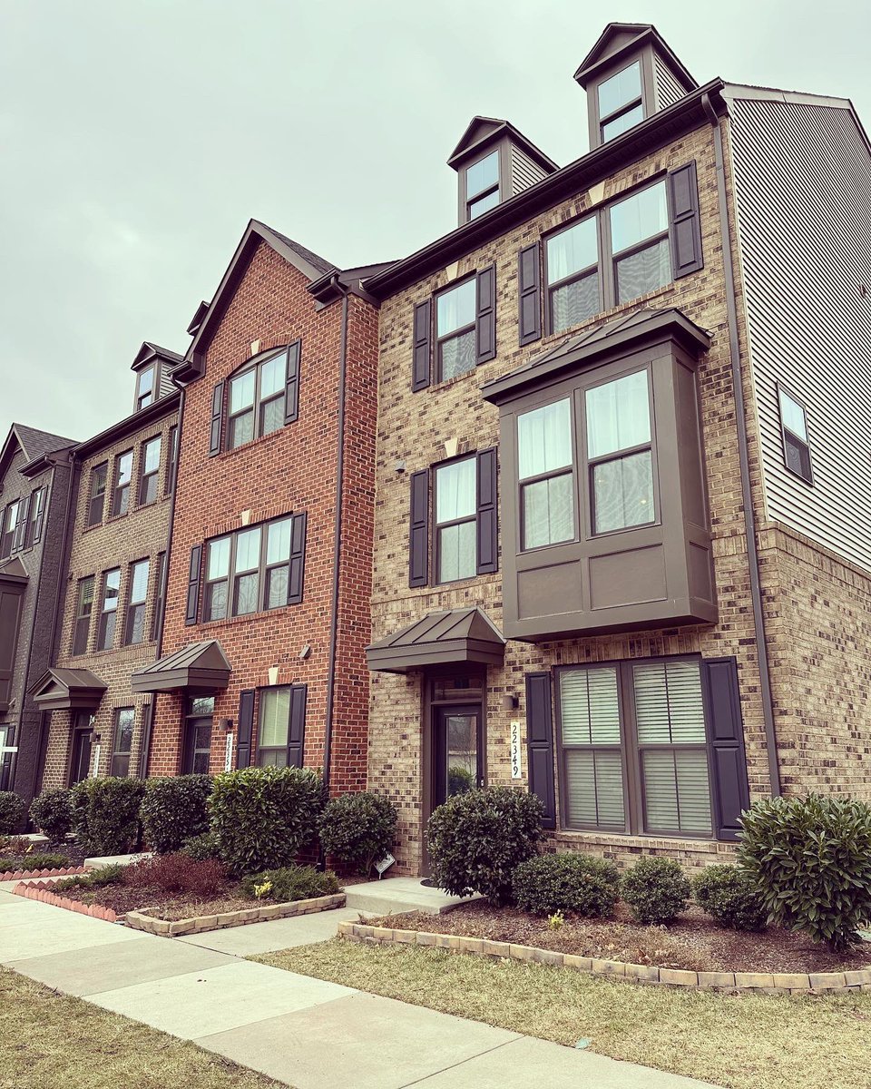 rpichtel's tweet photo. Touring new and resale homes today in Ashburn and Brambleton! Pretty busy out there already with this cold π₯Ά weather currently! #ashburn #brambleton #loudoun #newbuild #RealEstate #loudouncounty #oneloudoun #bramlife #samsonproperties https://t.co/wfhOzpmsma