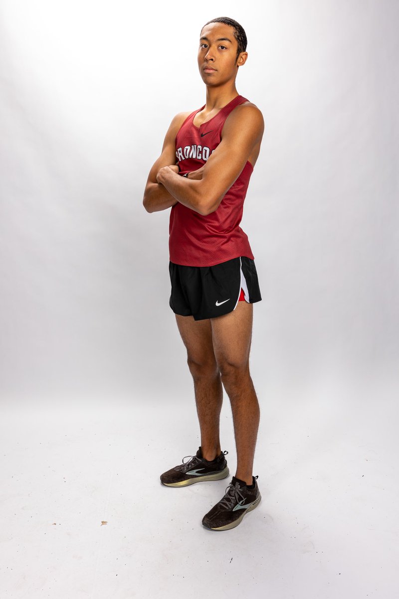 HCBroncoXCTF's tweet photo. Results of the Men’s 4x800m Relay:
🥇Hastings wins - 8:36.21
Relay runners - DeShawn Burks, Alec Garcia, Tatum Jelleberg, Tyler Salter https://t.co/19GacWKP2G