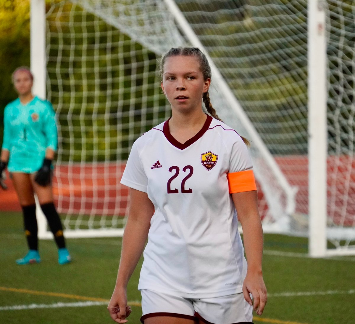 Regis_WSOC's tweet photo. 🎩 A hat-trick of post-season awards for Senior Captain, Tia Zanardi, who has been named to the NEWISA All-New England Third Team. Congratulations Tia!

#regiswsoc | #goregispride | #NEWISA https://t.co/IID6X0swMN
