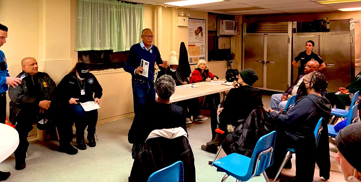 NYPD50Pct's tweet photo. We always love a great community turnout at our monthly Community Council Meetings. Special thanks to Senator Gustavo Rivera, Senator Robert Jackson and Council Member Pierina Sanchez for attending. @NYSenatorRivera  @SenatorRJackson @CMPiSanchez @NYPDPBBronx @NYPDCommAffairs https://t.co/JJezx1pCKh