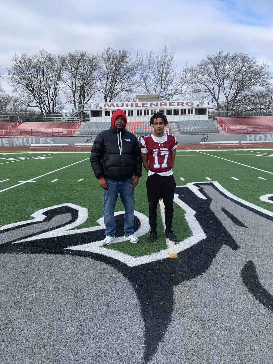 JohnIII17's tweet photo. Had an amazing Visit at Muhlenberg University today. Thank you @coachpeeg @CoachKDavid for having me! https://t.co/1LYlF6OY7F