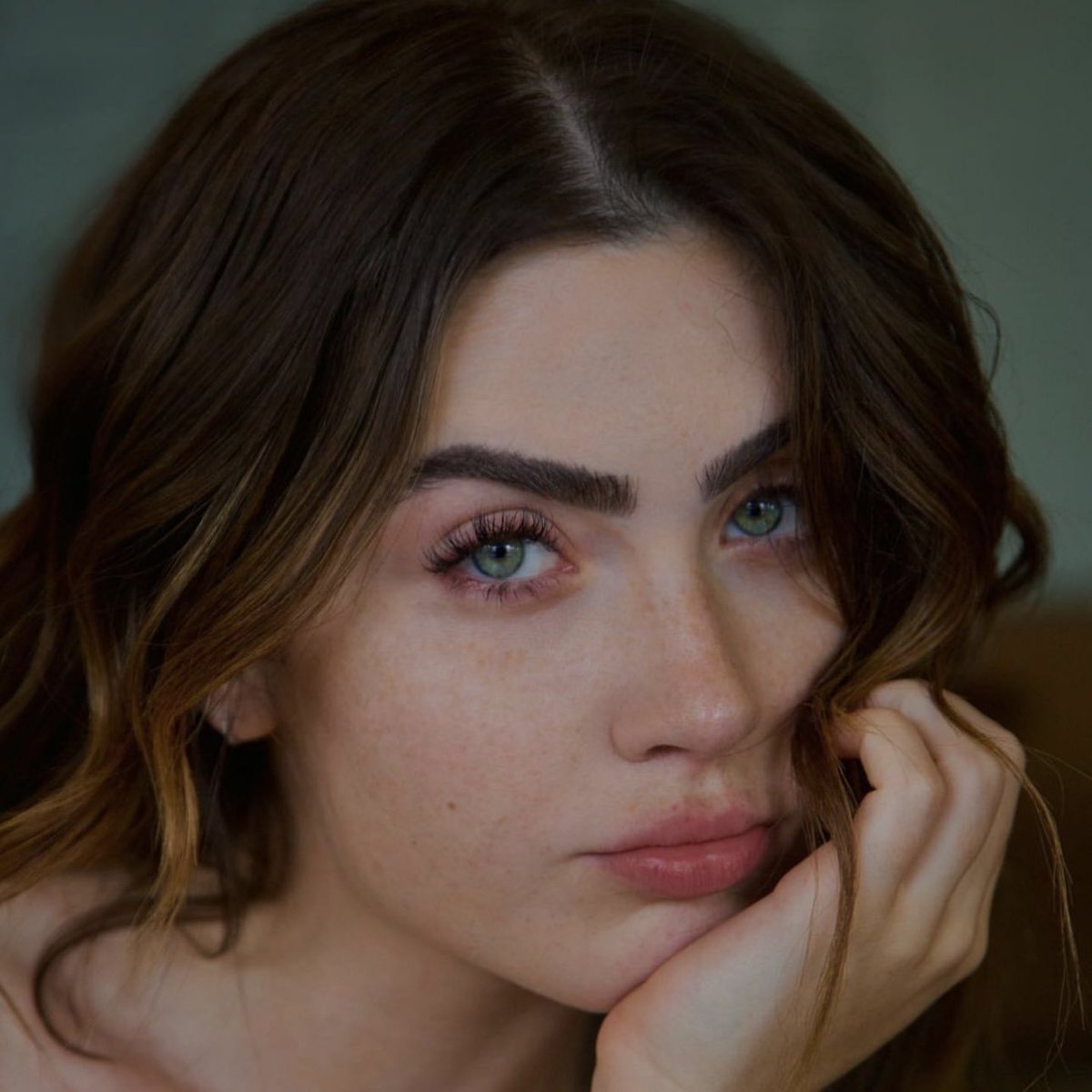choquei's tweet photo. 🚨TV: Após Travessia, Globo não vai renovar o contrato com a atriz Jade Picon. https://t.co/BdR9ZejMR2