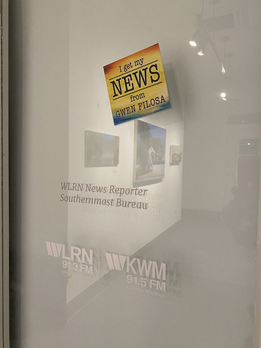 GwenFilosaMedia's tweet photo. I tagged my own door. Fortune favors the bold and all. #iwashere #graffiti #southernmostbureau #downtownstudio #localjournalism #newshound #localreporter #localjourno https://t.co/fvgFSZ37if