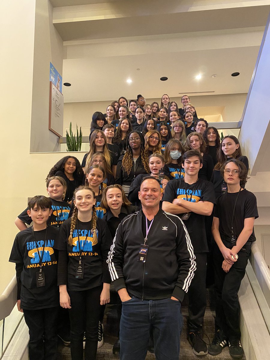 Christina tweet media