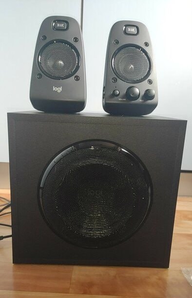 Revain_org's tweet photo. Fill a room with sound🔊
#LogitechZ623 Watt #SpeakerSystem with THX-certified 2.1 speaker system'll provide you with immersive studio-quality audio🎵
#Logitech devices delight their users all over the world - 4.0⭐️⭐️⭐️⭐️
Share your opinion at the link:https://t.co/eTaeg7IPKT https://t.co/GYXWJpSwDg
