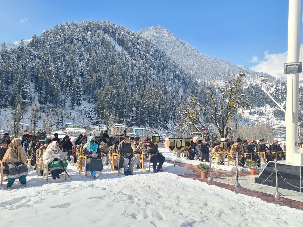 Sentinelofkeran's tweet photo. #ARMED FORCES VETERANS DAY AT #KERAN

The day aims at honoring our #Veterans in recognition of their service to the country and the #Nation expresses its gratitude, affection and admiration.

#Keran #Kupwara #Kashmir #Kashmirvalley #Kashmirbeauty https://t.co/t5nlyUqyay