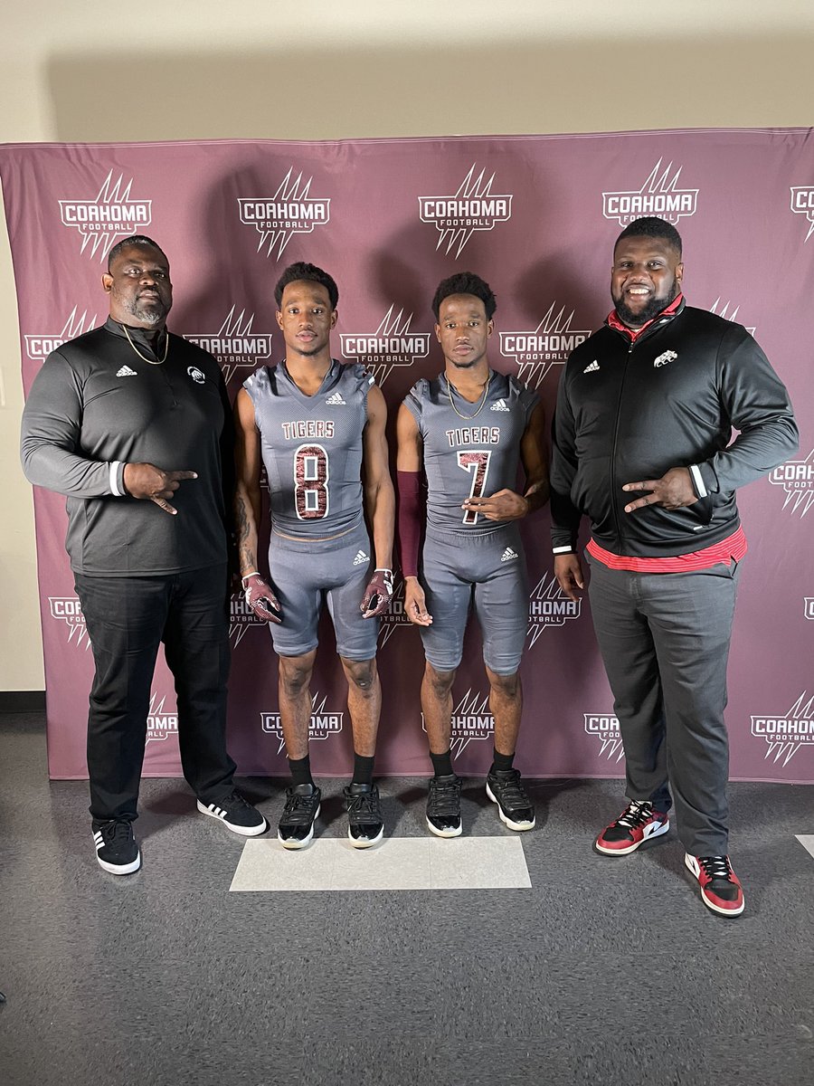 Brandonhall2023's tweet photo. 100% committed to CCC🐅 @Metcalf79 @AlanCross__ @coach_wigginsnj @CoahomaFootball https://t.co/7kQL0j64wj