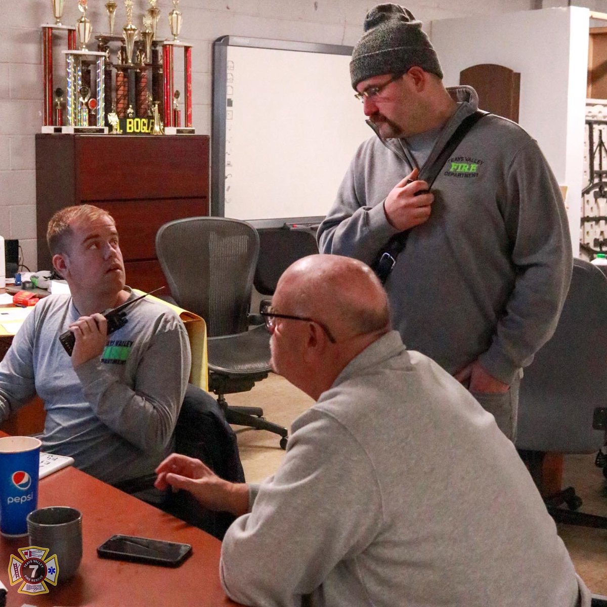 TeaysValleyFire's tweet image. #TeaysValleyFire continued its #BlueCardCommand training today, thanks to grants through the @WVFireMarshal’s Office &amp;amp; State Fire Commission. These grants allowed for improvements to #TVFD’s program such as software &amp;amp; hardware, &amp;amp; tools allowing them to make the program mobile.