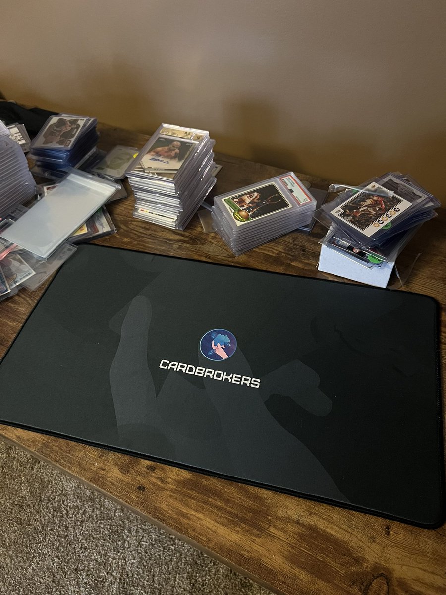 Card Brokers tweet media