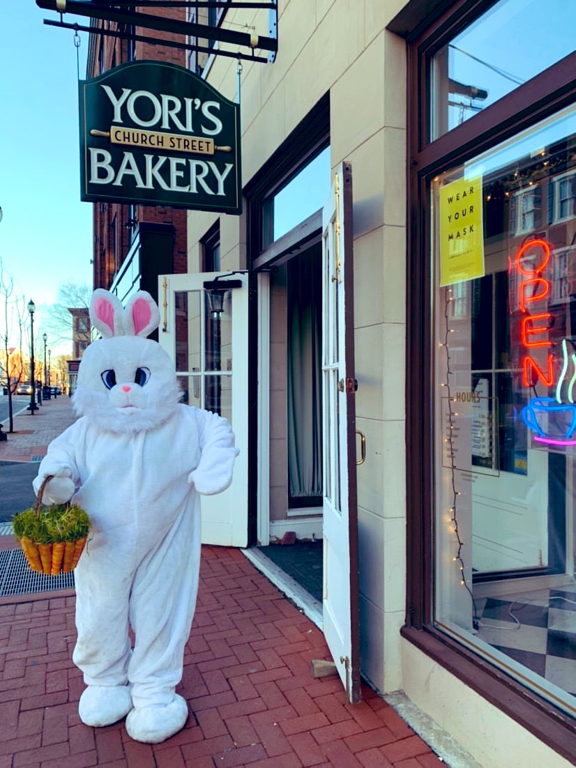 MainLineEasterBunny tweet media