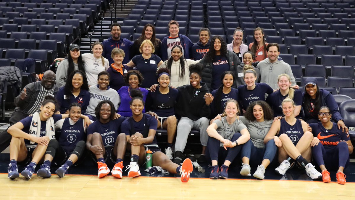 UVAWomensHoops's tweet photo. It was great having our alumni back at practice today #UVAFamily #Hoos4Life #GoHoos https://t.co/gJordqC8V1