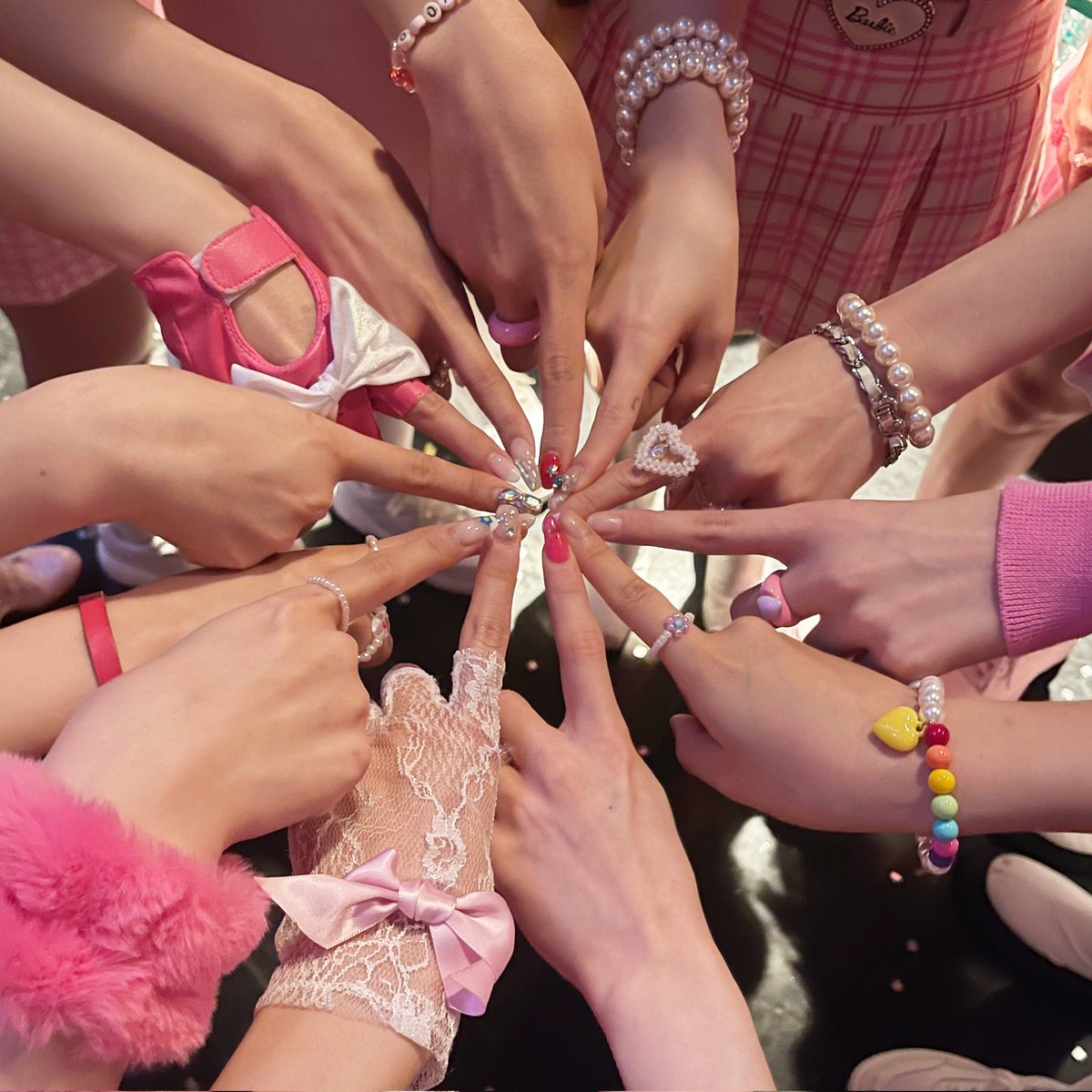 ME1HYE's tweet photo. #orbitsstandwithloona https://t.co/fNh1e1OXpp