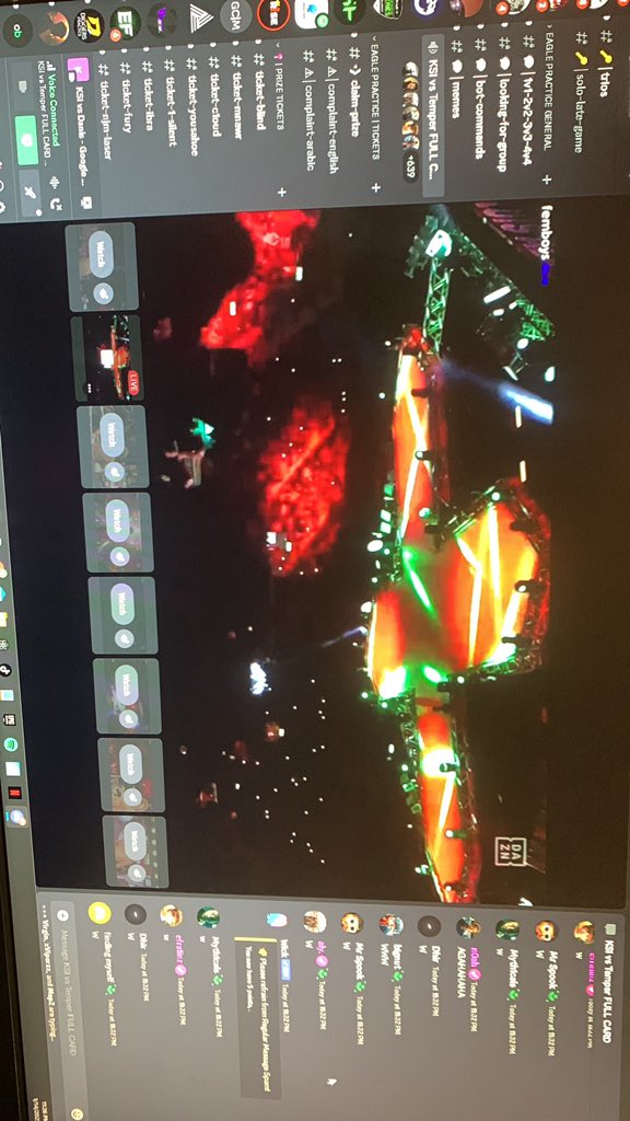 Demon1x_'s tweet photo. anyone need ksi vs faze temper fight link join discord and watch the discord livestream for free!

750+ watching the fight rn!!!!
salt papi fight live rn
pineda fight live rn

Check vc chat 🫣

🔗 https://t.co/TiIMvV2C6I
🔗 https://t.co/TiIMvV2C6I
🔗 https://t.co/TiIMvV2C6I https://t.co/yV7pGZwFyM