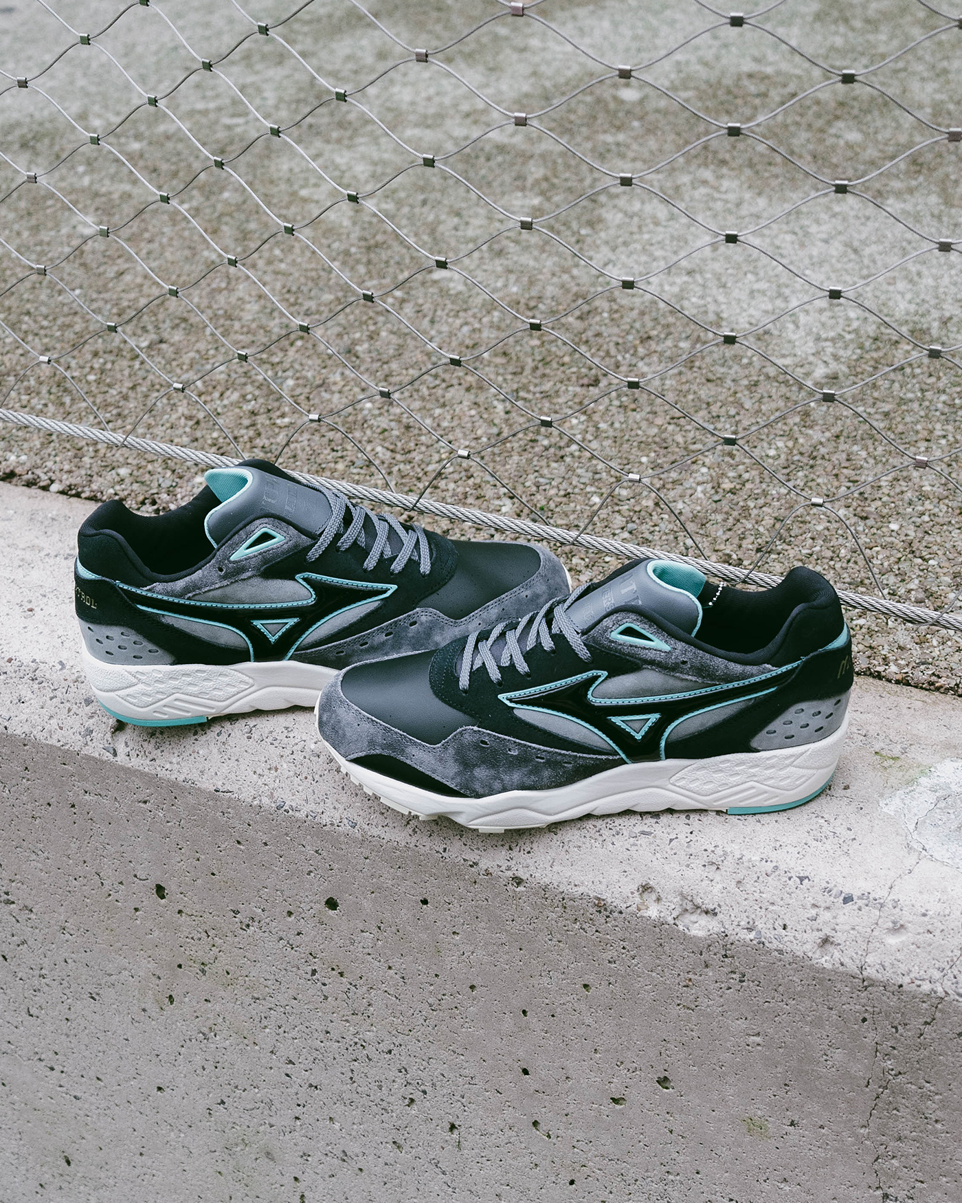 Mizuno footpatrol best sale