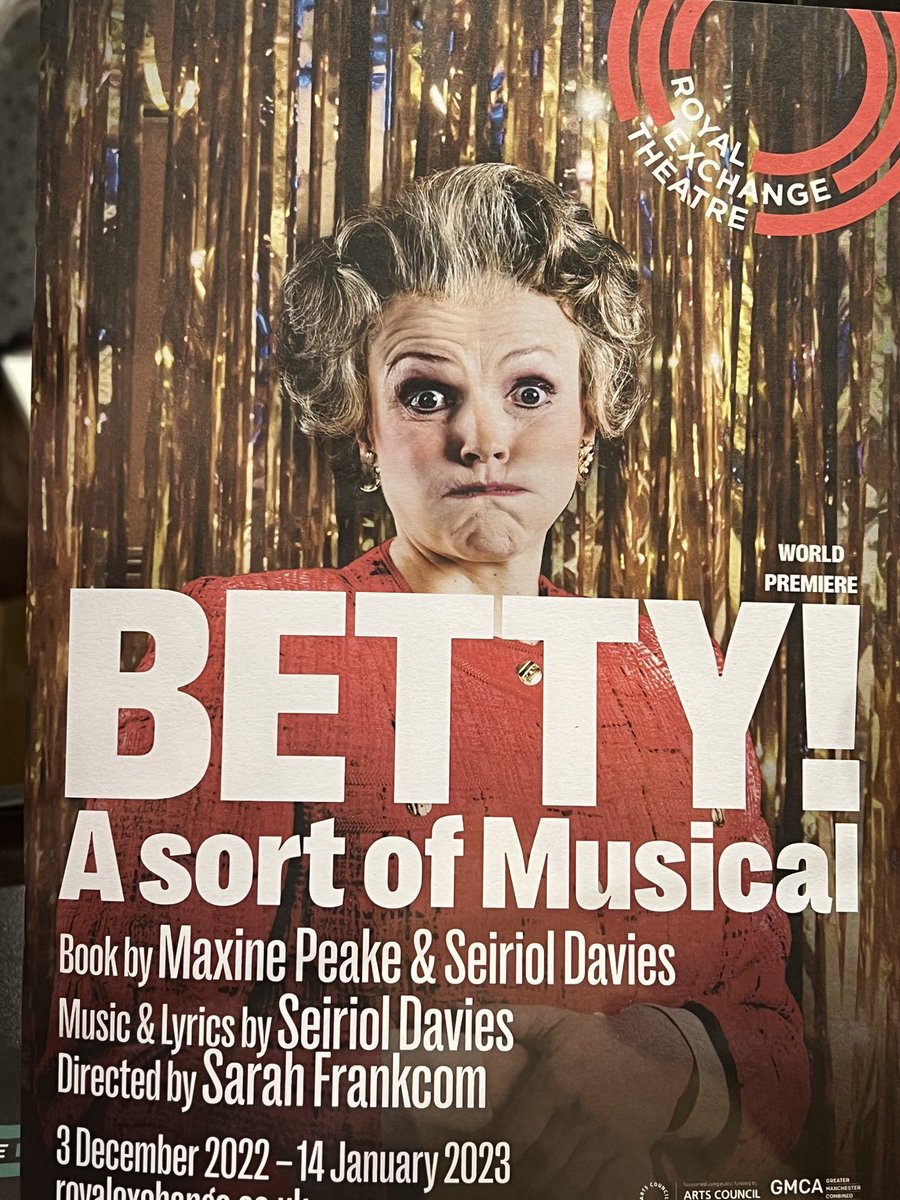 Having a fantastic evening at <a href="/rxtheatre/">Royal Exchange Theatre</a>  watching #BettyASortofMusical 🌹and guess who was in the audience for the last night - the real Baroness Betty Boothroyd! 🌹 Had the chance to say hello too!!! 🌹