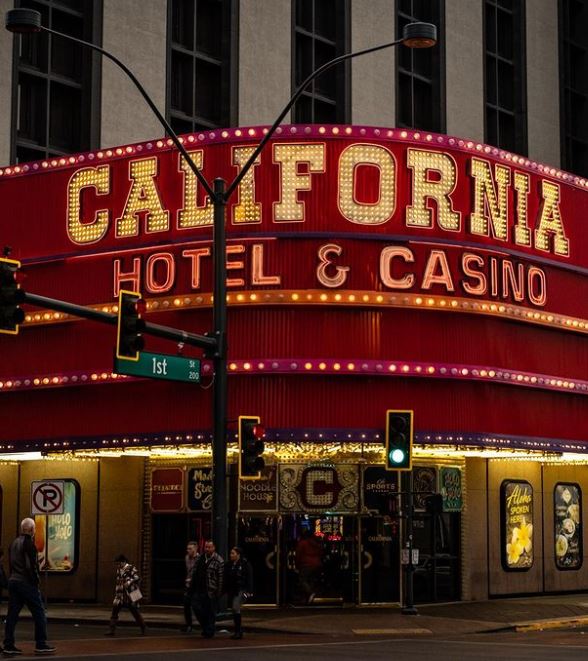 California Hotel & Casino tweet media