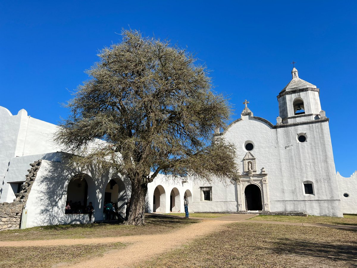 SergioChapa's tweet photo. Time Travel: Mini-road trip out to historic Goliad, Texas 😎 #TXHighways https://t.co/cYPgmNehVR